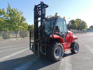 Carreta elevadora todo terreno Manitou M26-4 T3B - 1