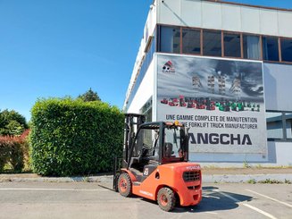 Empilhador de contrapeso 4 rodas Hangcha XF25D - 3