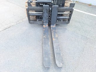 Empilhador de contrapeso 4 rodas Hangcha A4W50-E