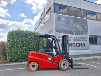 Empilhador de contrapeso 4 rodas Hangcha A4W50-E