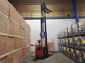 Levantador com plataforma dobrável Hangcha CDD16-AZ3S