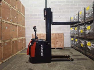 Levantador com plataforma dobrável Hangcha CDD16-AZ3S