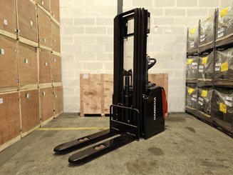 Levantador com plataforma dobrável Hangcha CDD16-AZ3S
