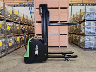 Stacker com condutor a pé Hangcha CDD16-AC1-LI