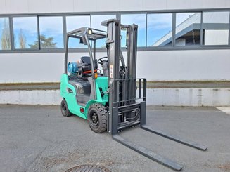 Empilhador de contrapeso 4 rodas Mitsubishi FG15N