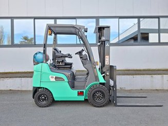 Empilhador de contrapeso 4 rodas Mitsubishi FG15N