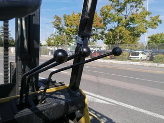 Empilhador de contrapeso 4 rodas Hyster H4.00XL