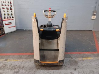 Porta-paletes eléctrico com condutor transportado Crown WT3040-20 - 3