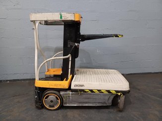 Plataforma com mastro vertical Crown WAVE60-118