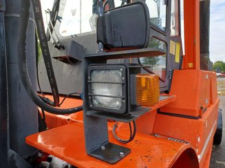 Empilhador de contrapeso 4 rodas Mora M180C