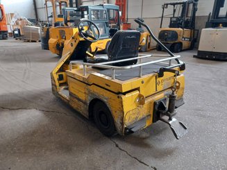 Trator de reboque Charlatte TE206
