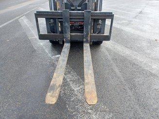 Empilhador de contrapeso 4 rodas Kalmar ECF70-6