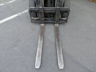 Empilhador de contrapeso 4 rodas Komatsu FG25 T 11 E - 6