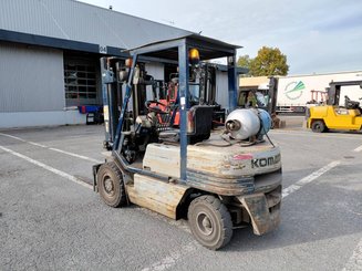 Empilhador de contrapeso 4 rodas Komatsu FG25 T 11 E - 11