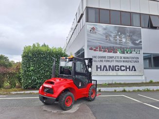 Carreta elevadora todo terreno Hangcha TT18-2