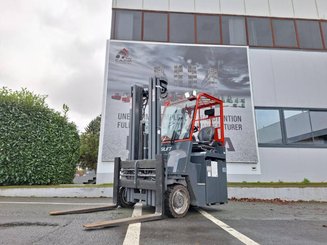 Empilhador multidireccional AMLIFT AGILIFT 4000E