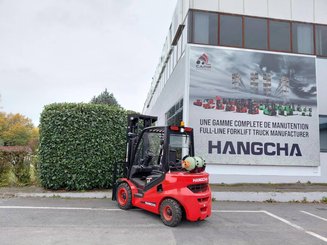 Empilhador de contrapeso 4 rodas Hangcha XF30G-2