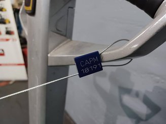 Porta-paletes eléctrico com condutor a pé Caterpillar NPP20M