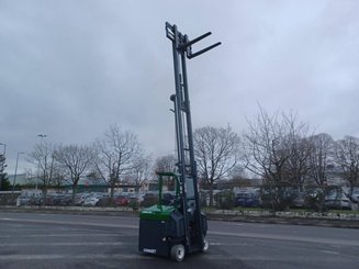 Empilhador multidireccional Combilift CBE3000 - 6