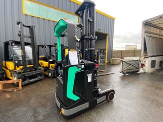 Empilhador retráctil Mitsubishi RB14N2L