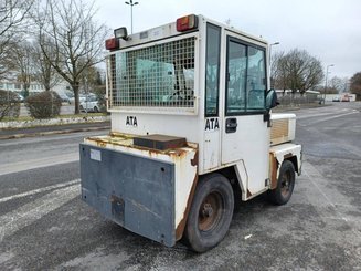 Trator de reboque ATA 3600LPG