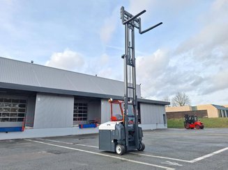 Empilhador multidireccional AMLIFT AGILIFT 3000E