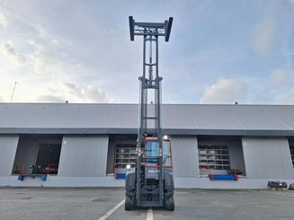 Empilhador multidireccional AMLIFT AGILIFT 3000E
