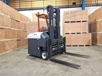 Empilhador multidireccional AMLIFT AGILIFT 3000E