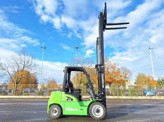 Carreta elevadora elétrica Hangcha XE35Hi (CPD35-XEY2H1-SI)