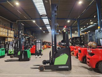 Empilhador retráctil Hangcha CQD18-XC5D-SI