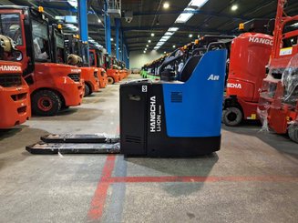 Porta-paletes eléctrico com condutor transportado Hangcha CBD20-AC2S-iSU