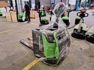 Porta-paletes eléctrico com condutor transportado Hangcha CBD20-AC2S-i - 1