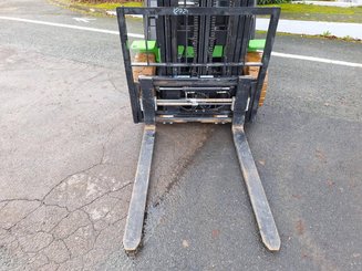 Empilhador de contrapeso 4 rodas Hangcha AE25-I