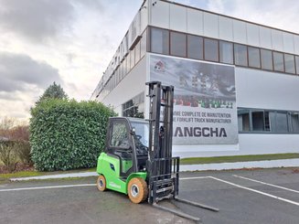 Empilhador de contrapeso 4 rodas Hangcha AE25-I