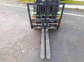 Empilhador de contrapeso 4 rodas Hangcha AE25-I