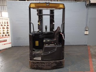 Empilhador retráctil Caterpillar NR16N2
