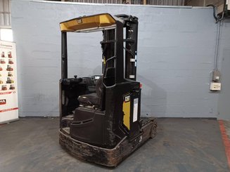 Empilhador retráctil Caterpillar NR16N2