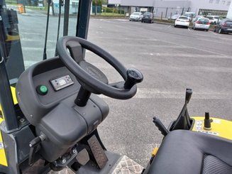 Empilhadeira para corredor estreito Aisle Master 20whe