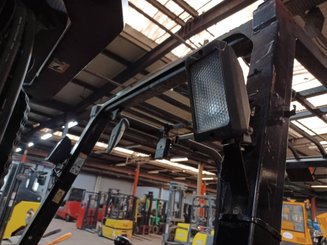 Empilhador de contrapeso 4 rodas Caterpillar EP25K-PAC