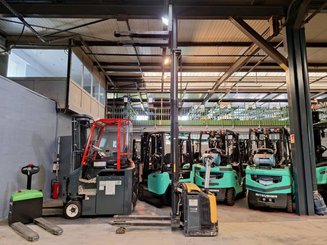 Stacker com condutor a pé Mitsubishi SBP16N2I