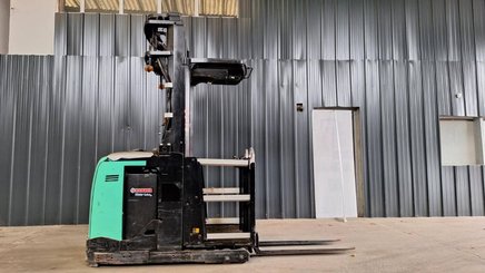 Preparador de encomendas alto nível Caterpillar NOH10N