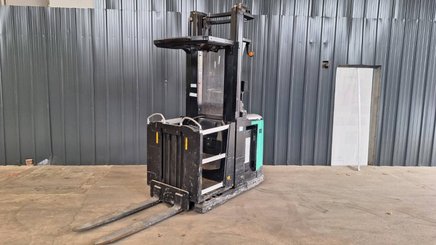 Preparador de encomendas alto nível Caterpillar NOH10N