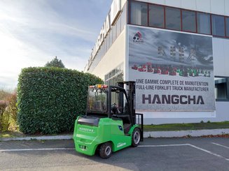 Empilhador de contrapeso 4 rodas Hangcha AE30-I