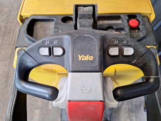 Stacker Yale MS12X