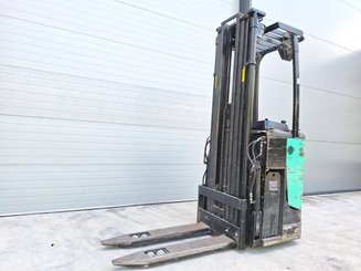 Stacker com condutor transportado Caterpillar NSR16N - 1