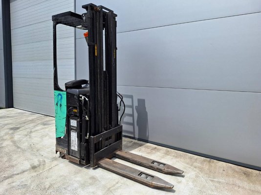 Stacker com condutor transportado Caterpillar NSR16N - 1