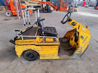 Trator de reboque Charlatte TE206