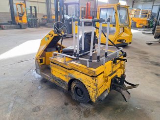Trator de reboque Charlatte TE206