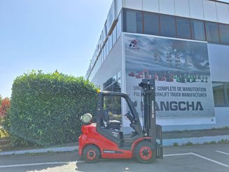 Empilhador de contrapeso 4 rodas Hangcha XF25G-2