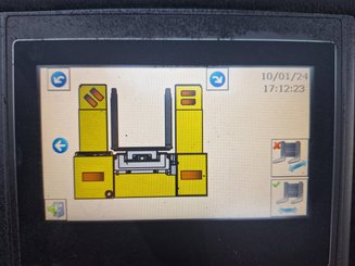 Empilhador retráctil de 4 direcções Combilift ESL3545